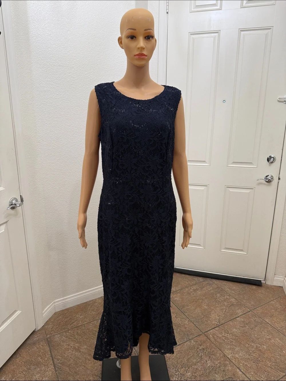 Alex B Nites Sz 14W Elegant Navy Blue Lace Long Midi Dress Sleeveless High Low